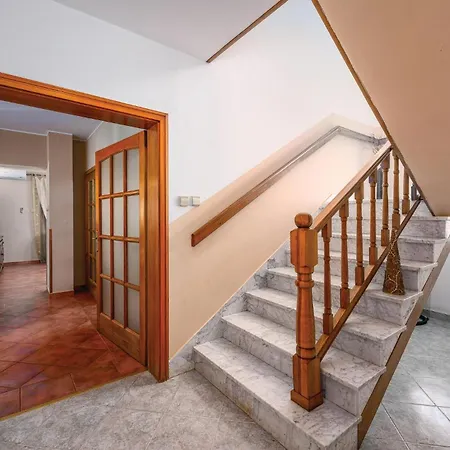 Stunning In With Kitchen *