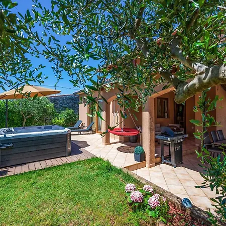 Stunning In With Kitchen *