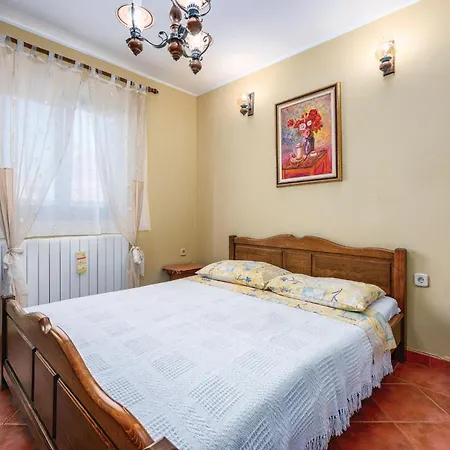 Stunning In With Kitchen Appartement *