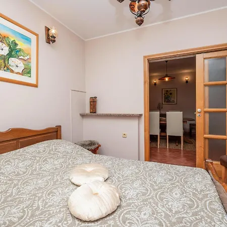 Apartmán 3 Bedroom Lovely In