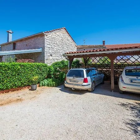 Apartmán 3 Bedroom Amazing In Rovinj