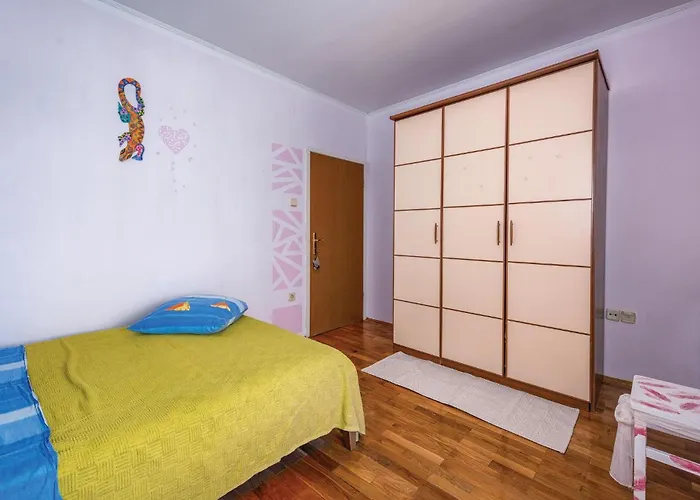 3 Bedroom Lovely In *