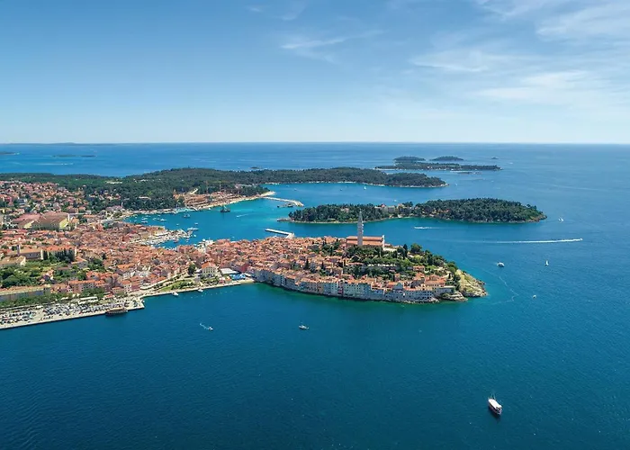 3 Bedroom Lovely In Апартаменты *