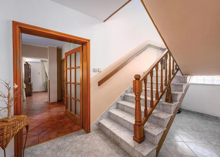 3 Bedroom Lovely In *