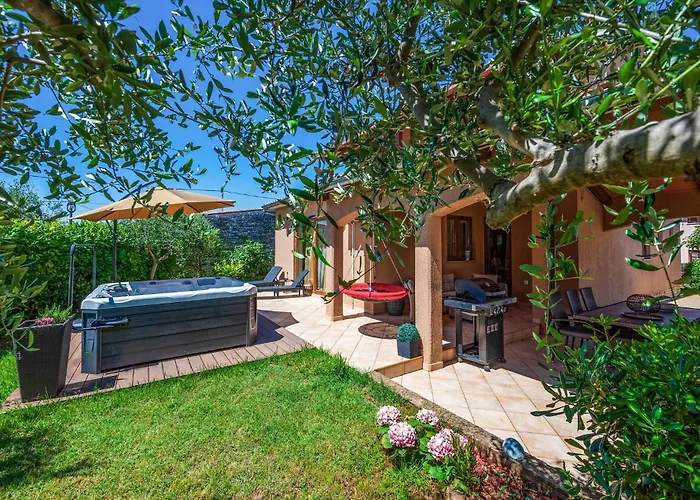 3 Bedroom Lovely In *
